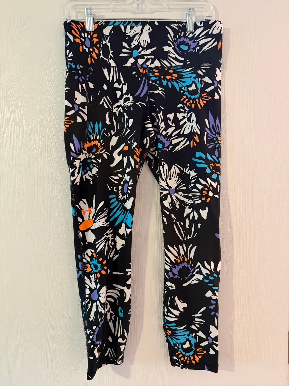 Under Armour Compression Legging Size L Floral Print Performance Yoga Fitness